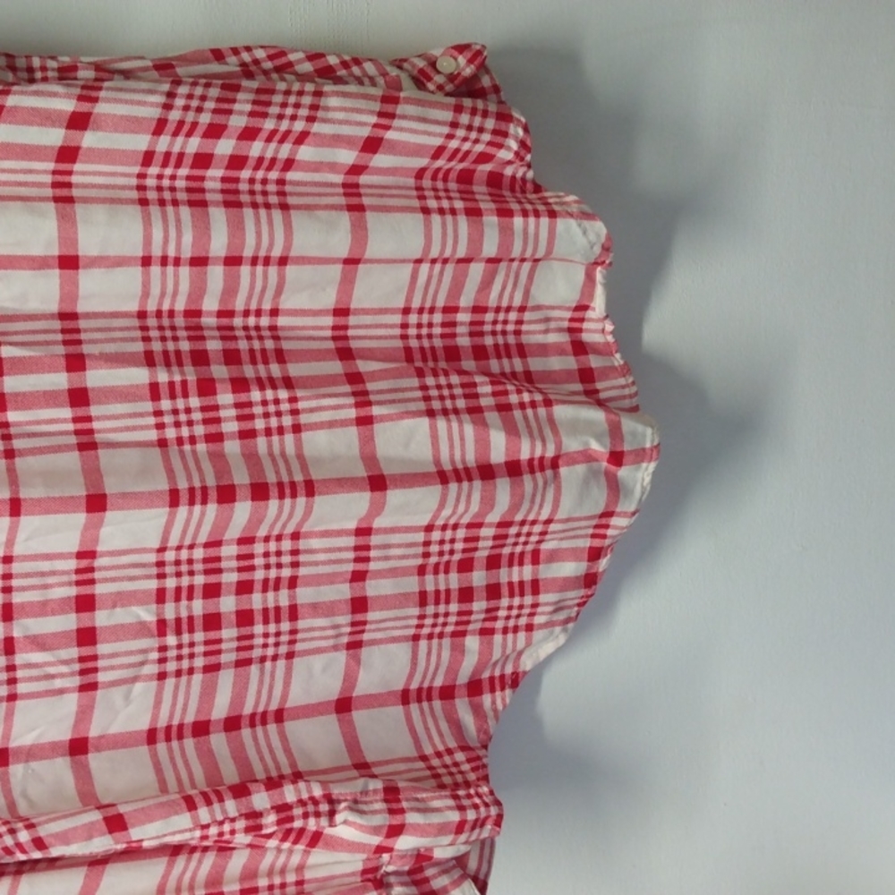 Velvet Heart , lg., ladies button front blouse red / white - Picture 8 of 10